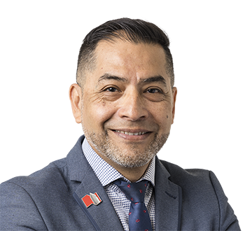 Patricio Saraguro, Planificateur Financier