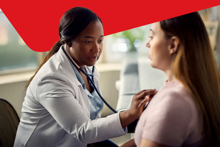 Photo d’une personne profitant de l’offre Banque Nationale pour les spécialistes en sciences de la santé